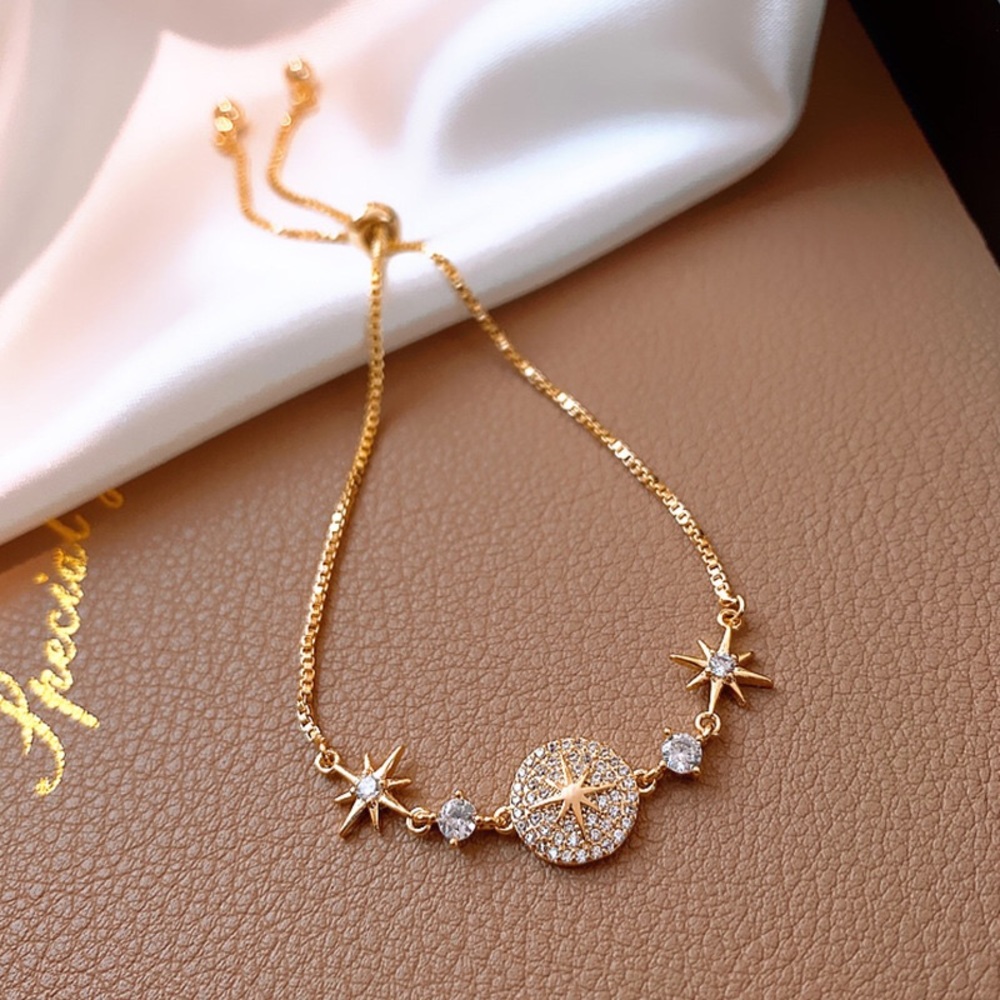 new diamond set bright eight stars empty bracelet woman 18K gold plate